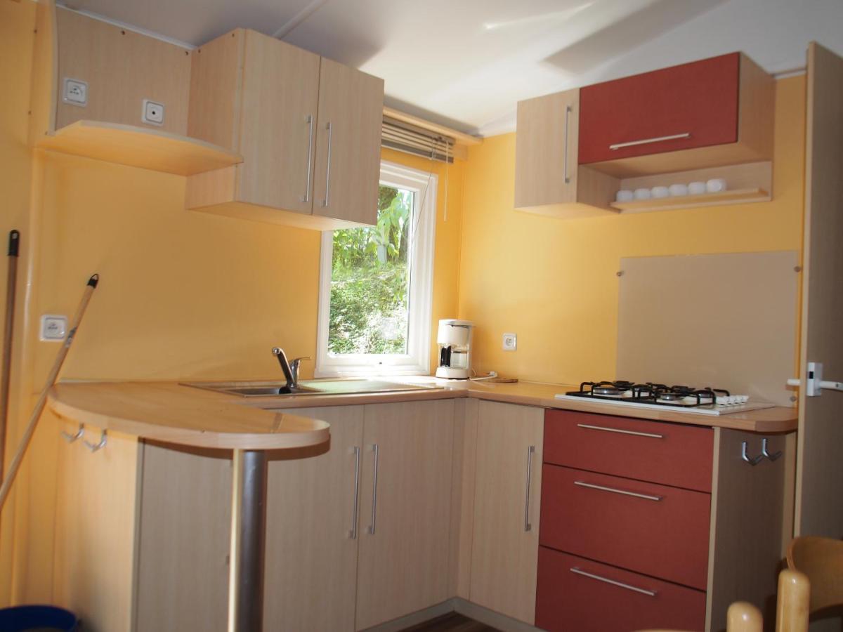 Camping Mas Du Sartre Saint Alban Auriolles المظهر الخارجي الصورة
