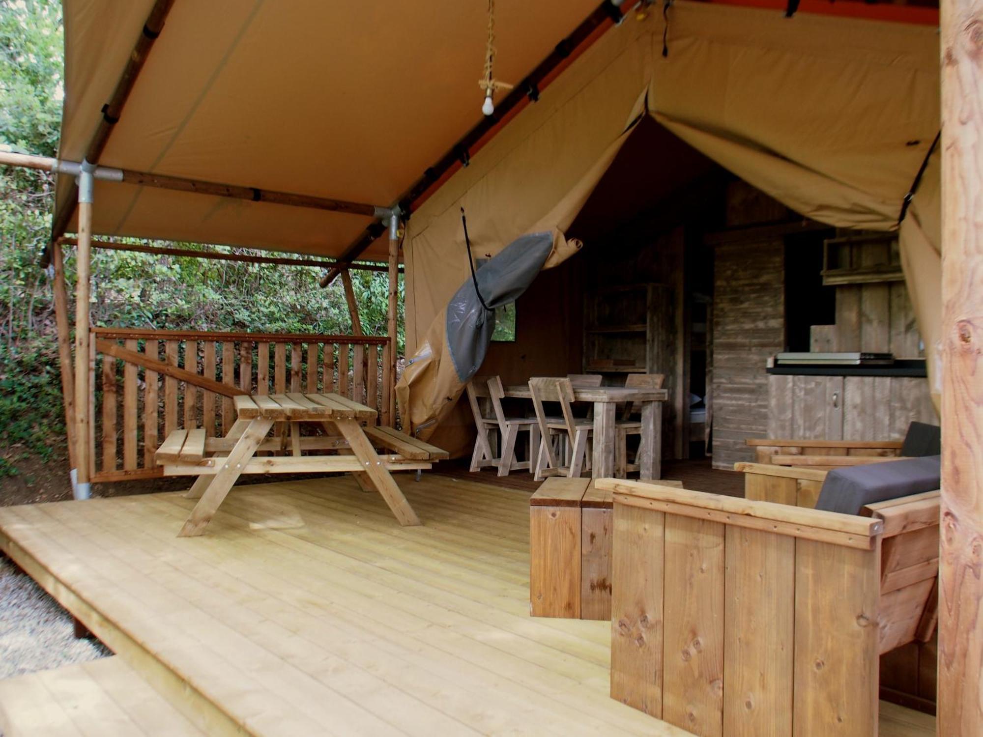 Camping Mas Du Sartre Saint Alban Auriolles المظهر الخارجي الصورة